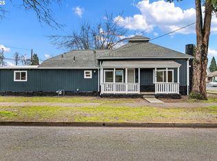 304 N H St, Cottage Grove, OR 97424