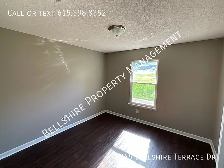 1345 Bellshire Terrace Dr — Photo 4