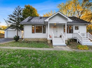5705 Western Ave, Clarendon Hills, IL 60514