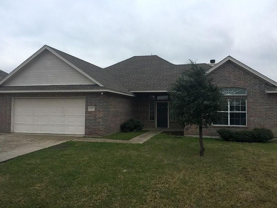 1st image of 111 Palomino Dr
