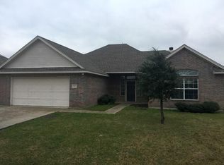 111 Palomino Dr, Palmer, TX 75152