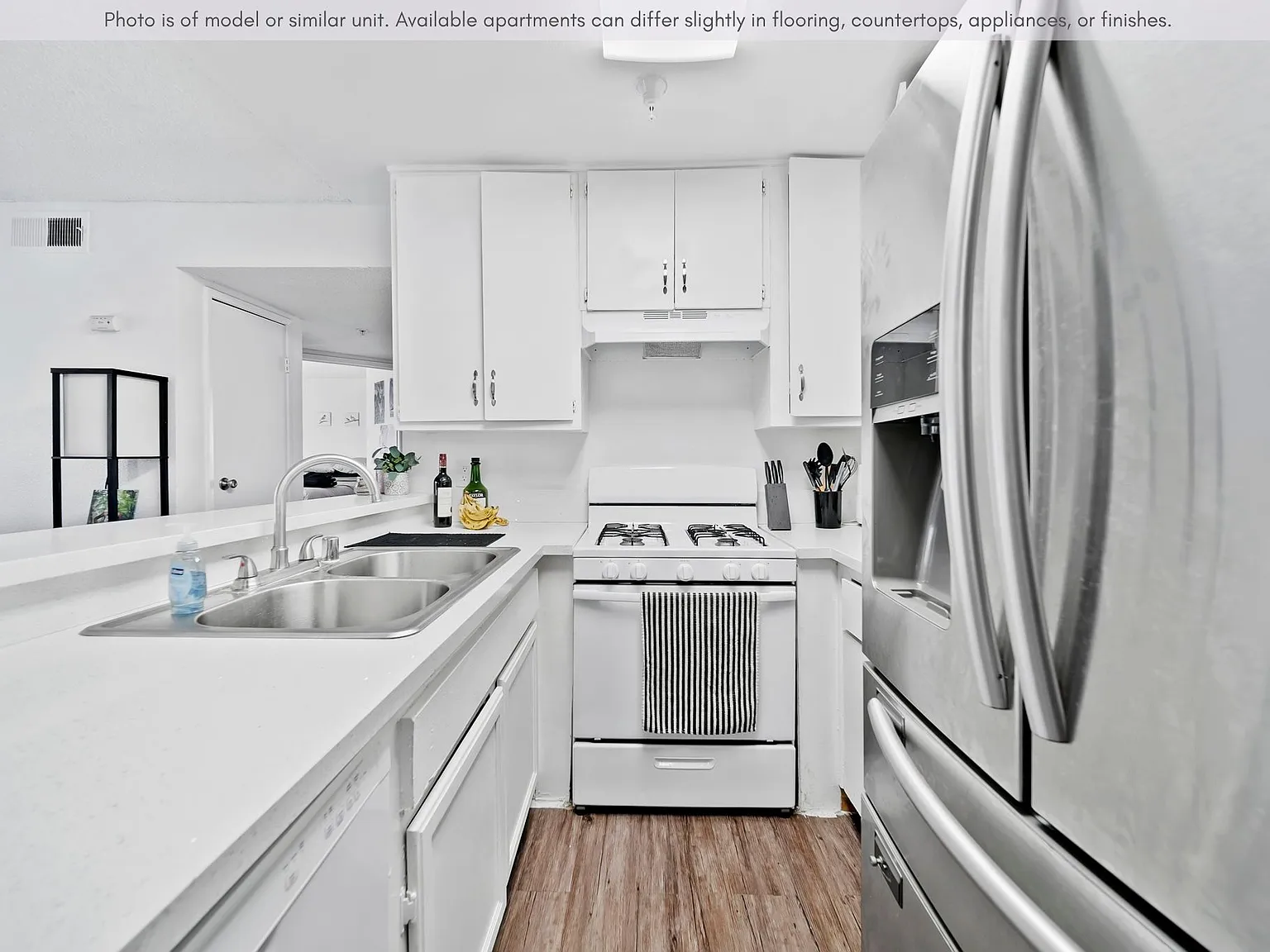 Grand Pointe Apartments — Photo 1
