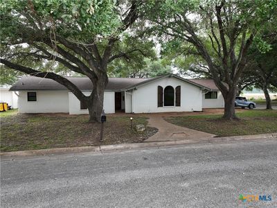 1320 S Rivercrest Dr, Gonzales, TX, 78629