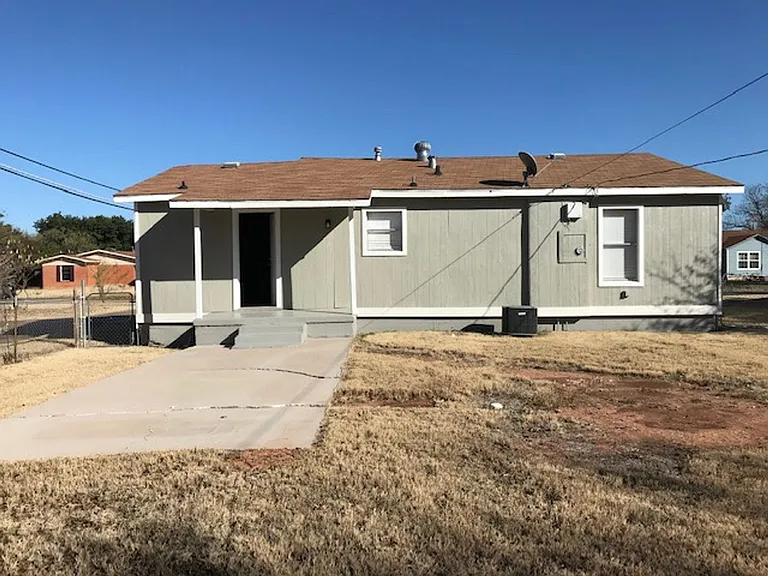 742 S La Salle Dr — Photo 15