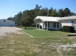 983 Sheid Rd, Norfork, AR 72658