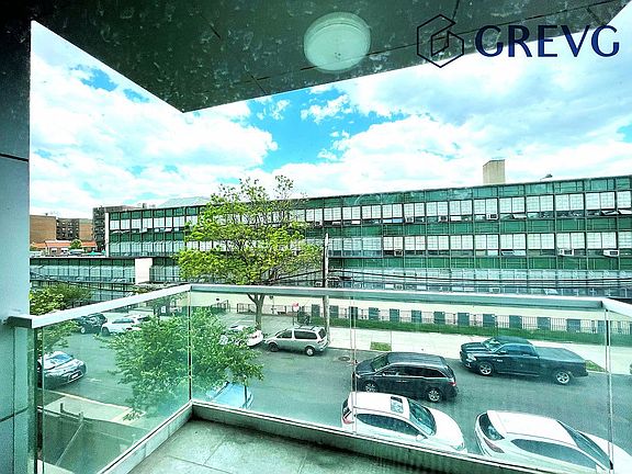 4th image of 144-69 Barclay Ave #2D