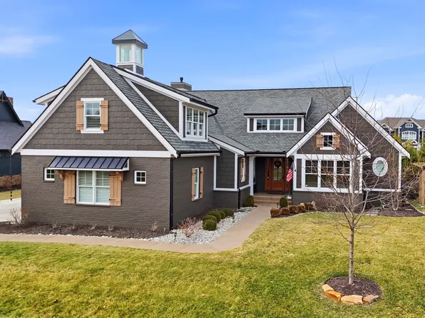 1096 Chatham Hills Blvd, Westfield, IN 46074