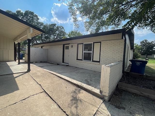 1st image of 1403 Braes Ridge Dr #B