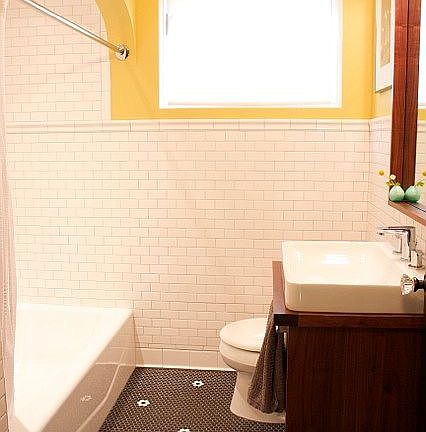 Main floor Bath