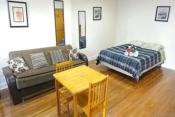 Rented by Urban Living | media 7