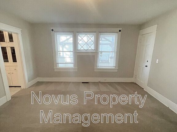 4th image of 405 Bradley St APT B