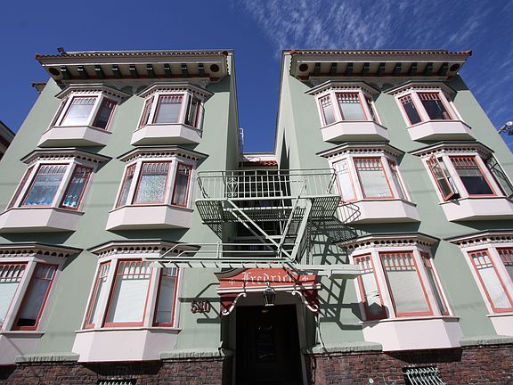 3rd image of 530 41st St #28