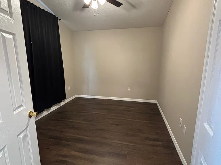 Bedroom #1