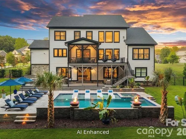 13105 White Spruce Ct, Huntersville, NC 28078