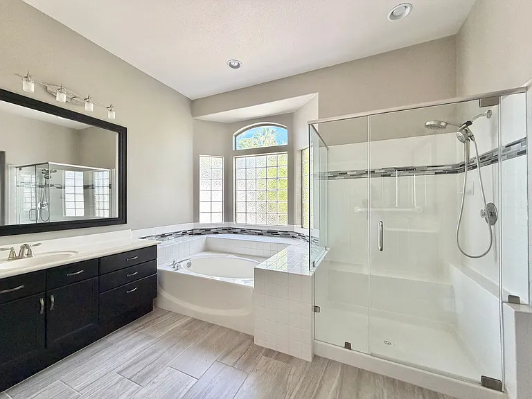 2752 Glen Port St — Photo 23