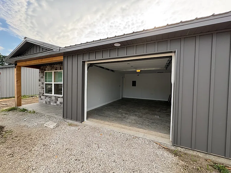 404 N Oak St #C — Photo 4