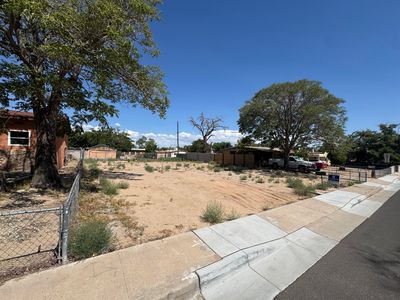 420 65th St SW, Albuquerque, NM, 87121
