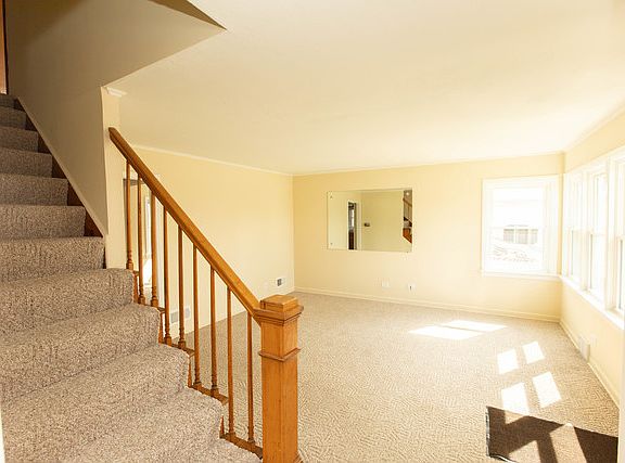 4th image of 10116 Schiller Blvd