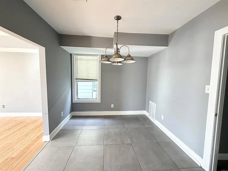 46 Frank St #2 — Photo 8