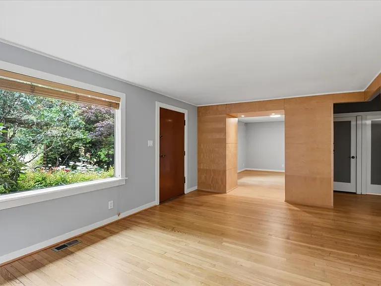 3720 SW 100th St — Photo 5