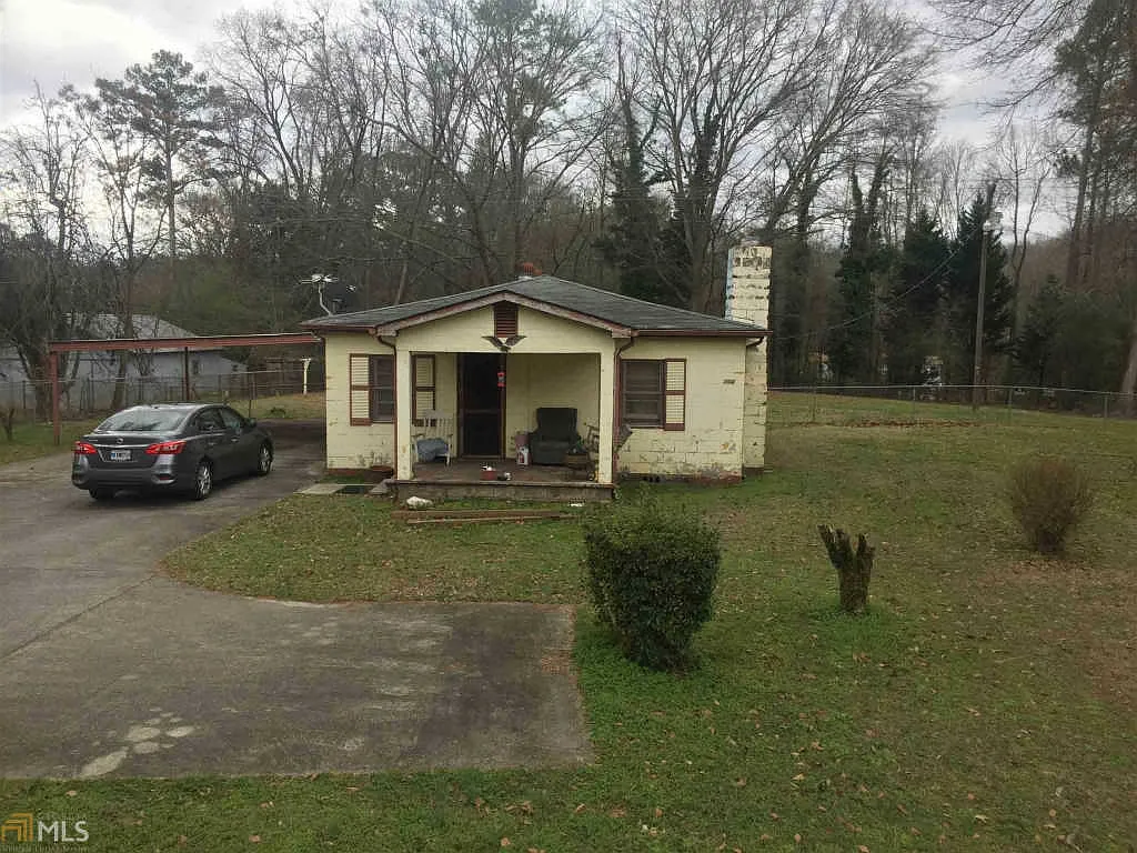 704 Old Conyers Rd photo 1