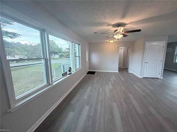 5th image of 1815 Gildner Rd