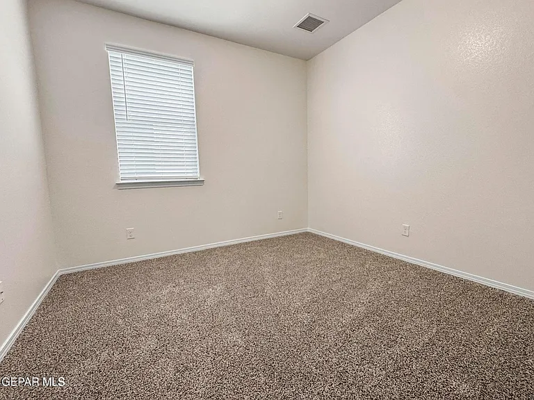 15216 Hunch Ct — Photo 14