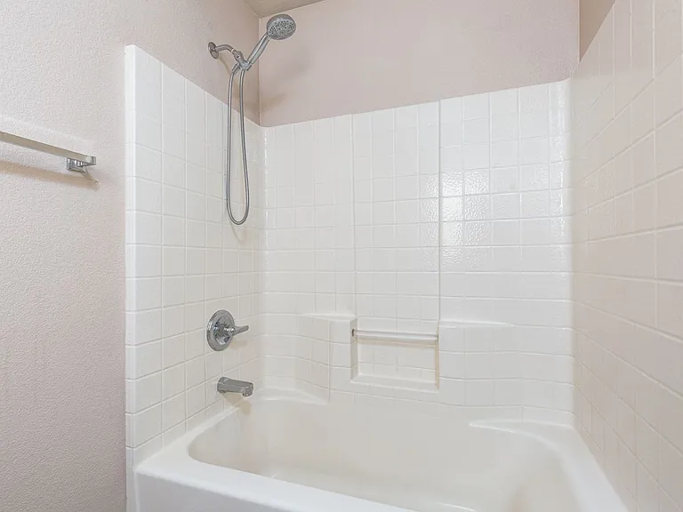 5163 Tunnel Falls Dr — Photo 34