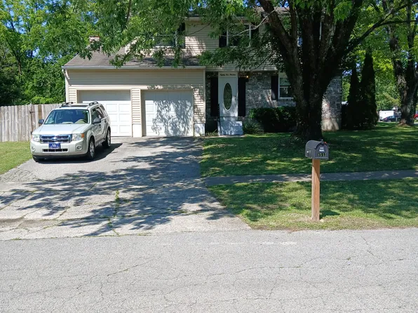 8513 Silver Fox Rd, Louisville, KY 40291