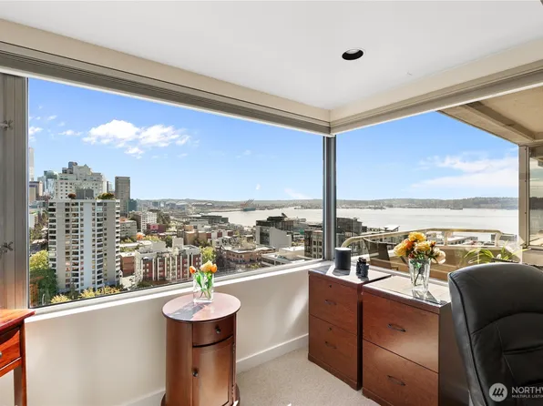 2821 2nd Avenue #1504, Seattle, WA 98121