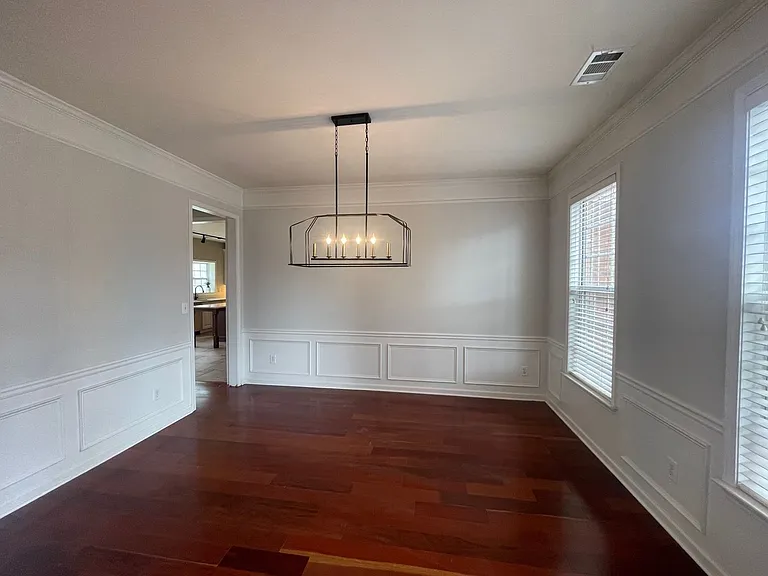 11310 Crossington Rd — Photo 7