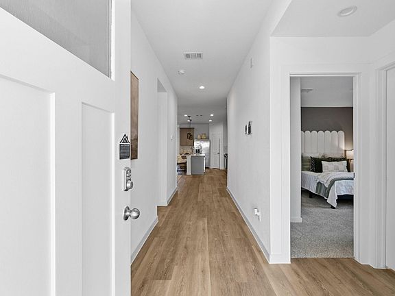 2nd image of 3226 Bolt Rope