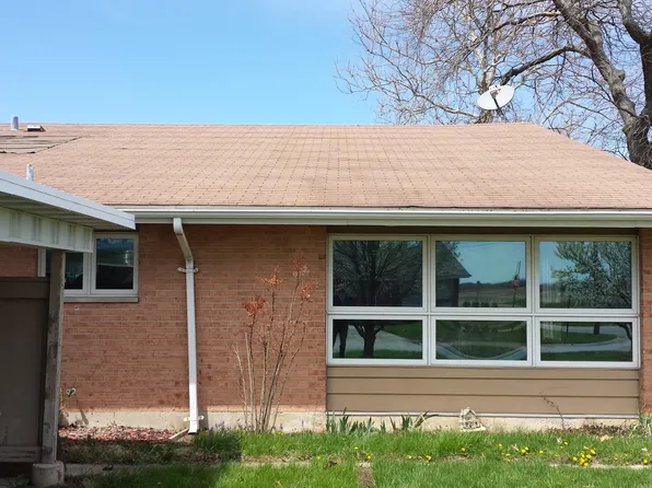 1635 Golfview Rd, Rantoul, IL 61866
