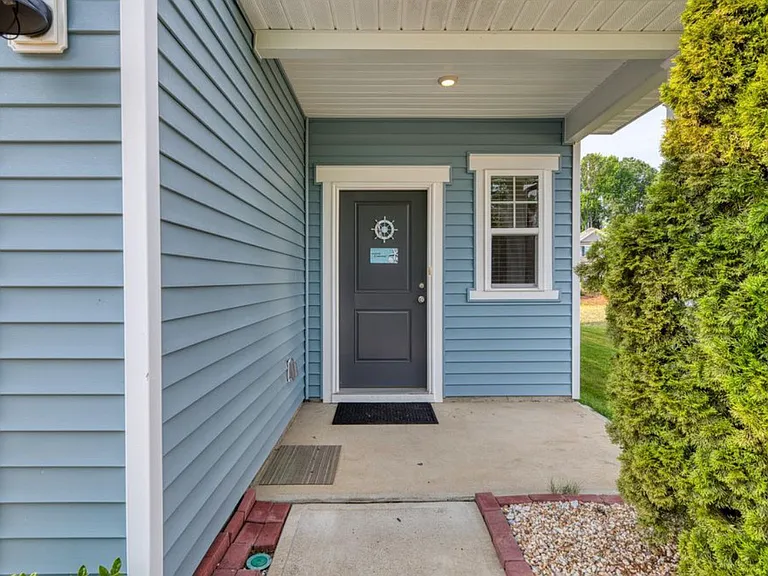 2132 Water Marsh Trl — Photo 3