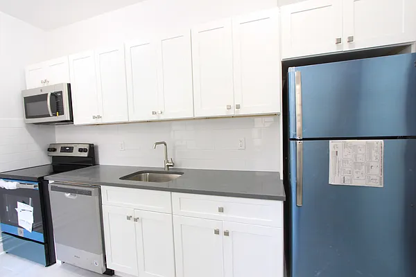 Rented by Douglas Elliman | media 2