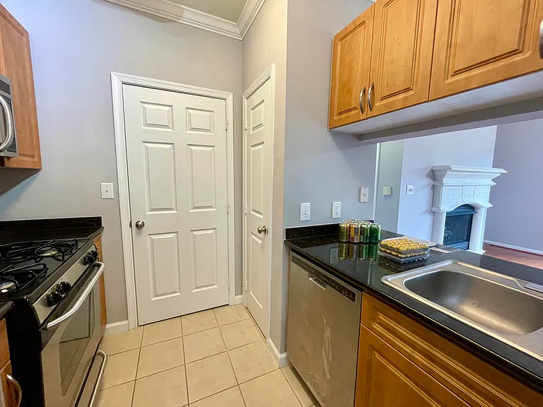 12124 Garden Ridge Ln #301 — Photo 8