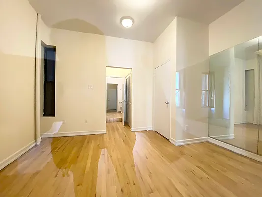 Rented by Compass | media 29