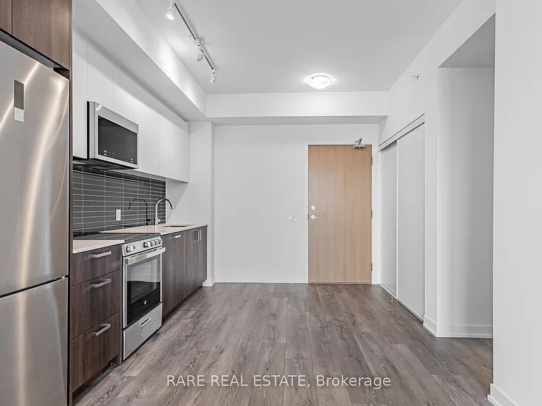 1787 Saint Clair Ave W #815 — Photo 5