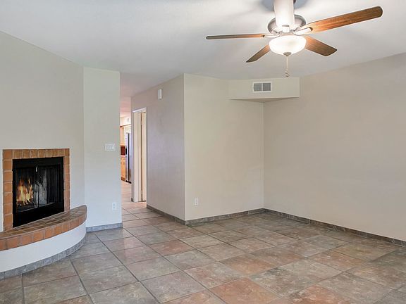 4th image of 1425 E Desert Cove Ave Unit 26