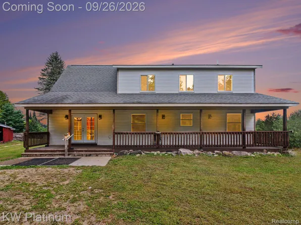 9498 Shively Rd SE, Fife Lake, MI 49633
