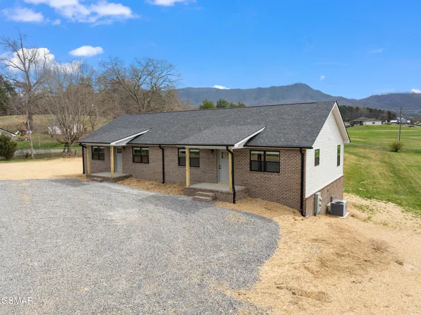 4317 Newport Hwy, Dandridge, TN 37725