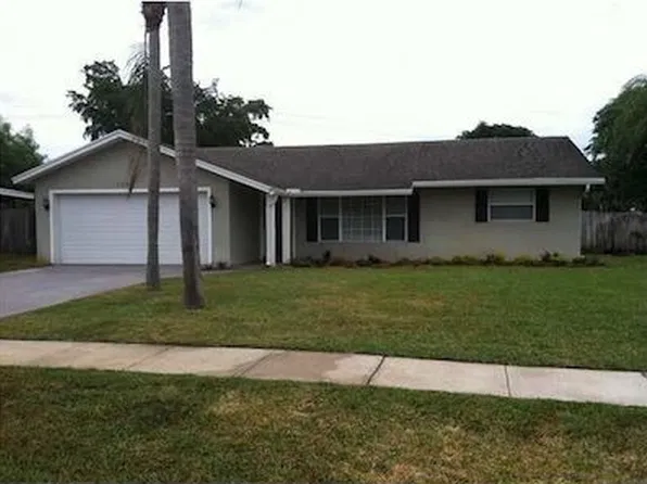 1226 Rowayton Cir, Wellington, FL 33414