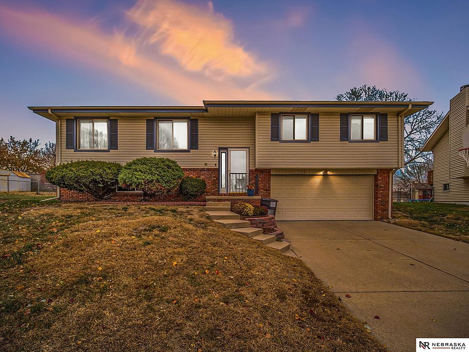 1st image of 6120 W Beal Cir