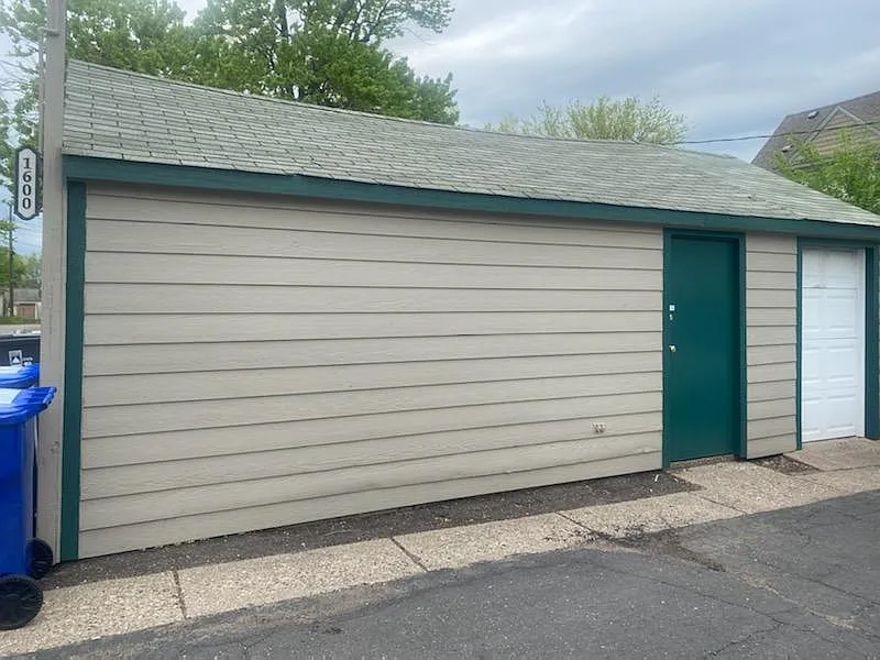 1600 Concordia Ave — Photo 4
