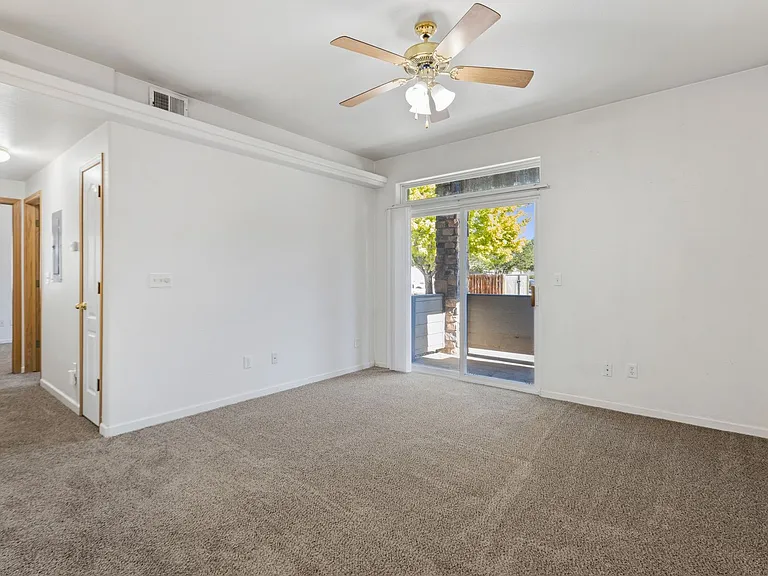 355 Buffalo Dr #D3 — Photo 4