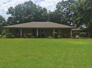 1484 Montgomery Rd, Opelousas, LA 70570