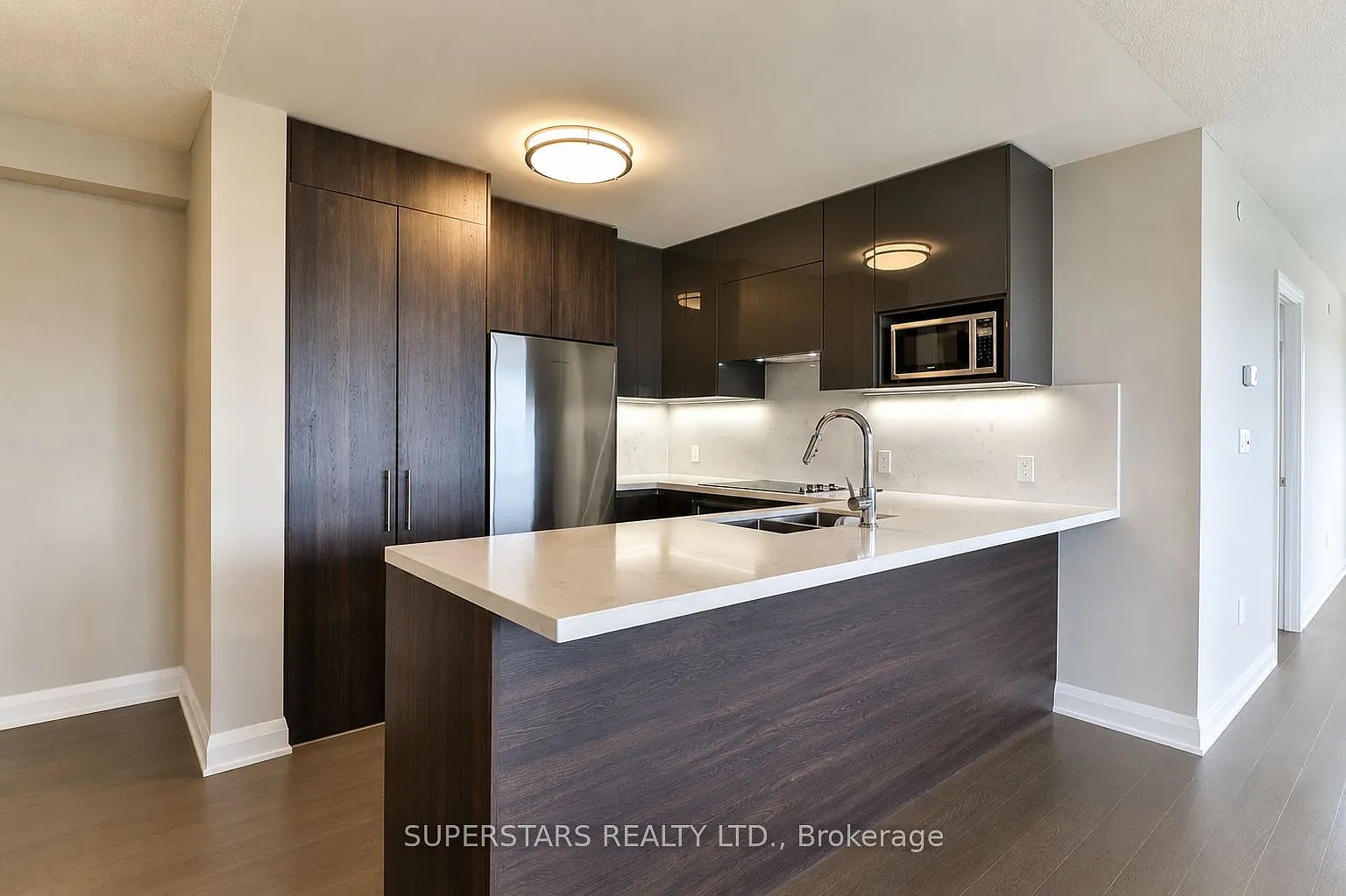 15 Water Walk Dr — Photo 4