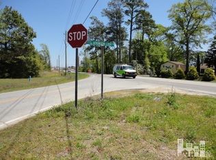 210 Highway Hwy, Hampstead, NC 28443