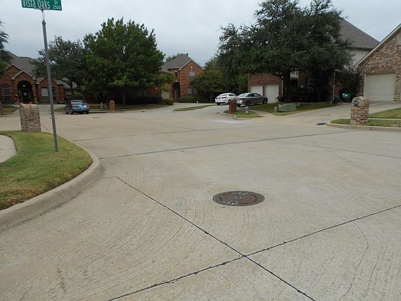 5th image of 2501 Vista Oaks Dr