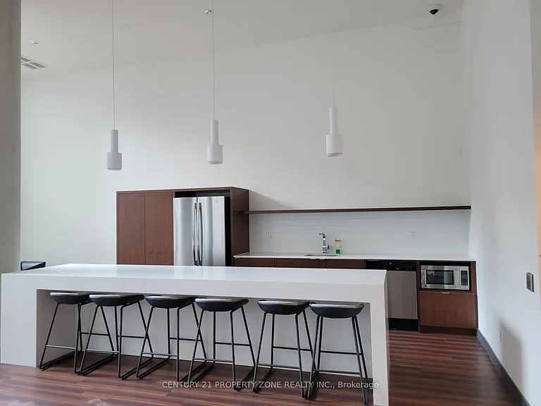 120 Varna Dr #820 — Photo 10